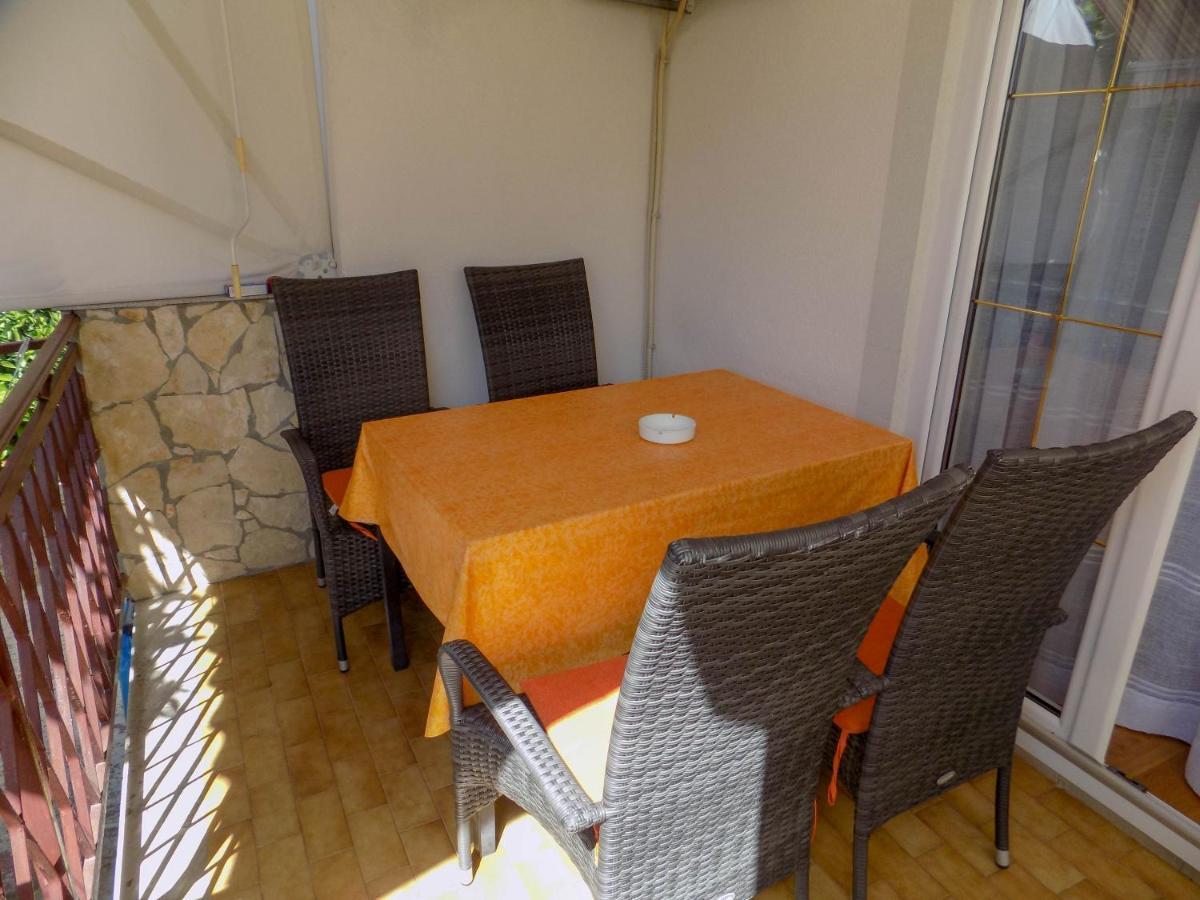 Oriella Apartmans And Room Novigrad  Екстер'єр фото
