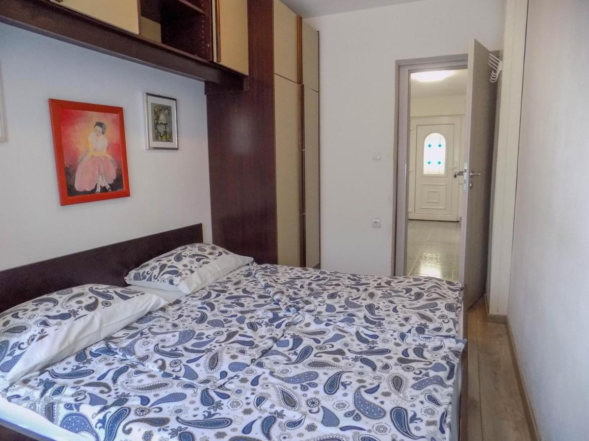 Oriella Apartmans And Room Novigrad  Екстер'єр фото