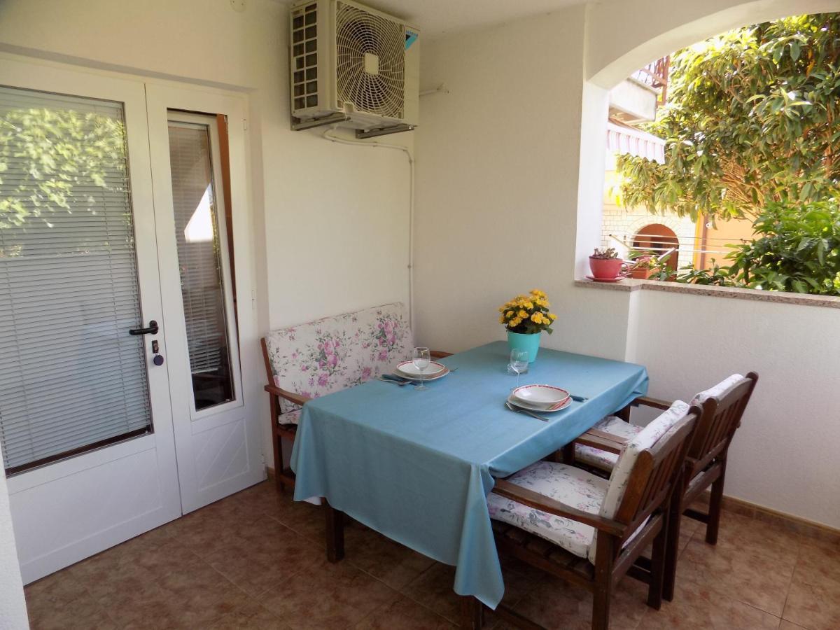 Oriella Apartmans And Room Novigrad  Екстер'єр фото
